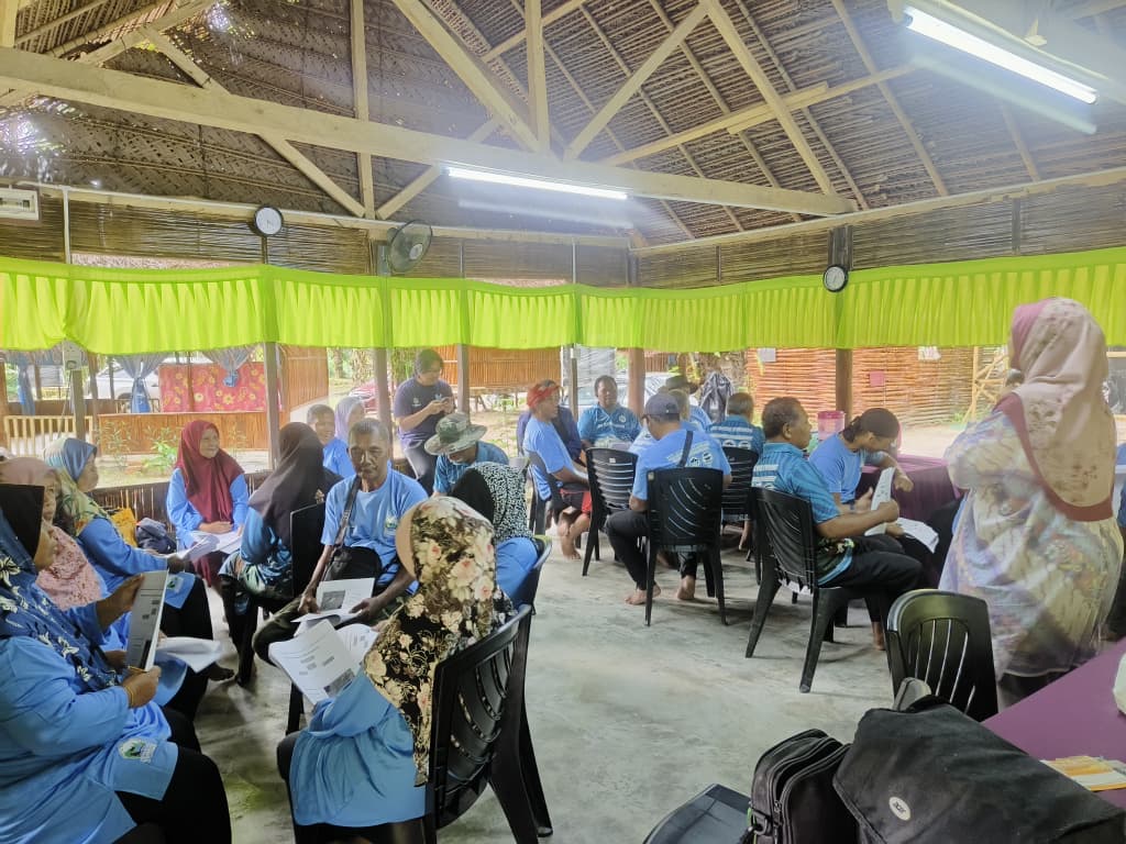 Projek Pemerkasaan Komuniti Orang Asli Di Kampung Kenang Sungat Siput, Perak Melalui Program Ekopelancongan Pendidikan